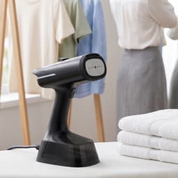 Bàn Ủi Hơi Nước LocknLock Hút Vải Thông Minh ENI216BLK 270ml, Hàng Chính Hãng, Phủ Sứ Hạn Chế Bám Dính - JoyMall 7
