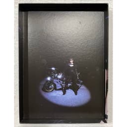 Lalisa photobook (limited) (đã qua sử dụng) (BlackPink) 3