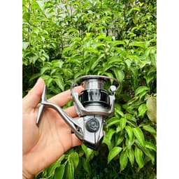 Máy Câu WuTu DL 2000 - 7000: Kim Loại Bạc Đạn 4+1, Độ Êm Mượt Tối Ưu 2