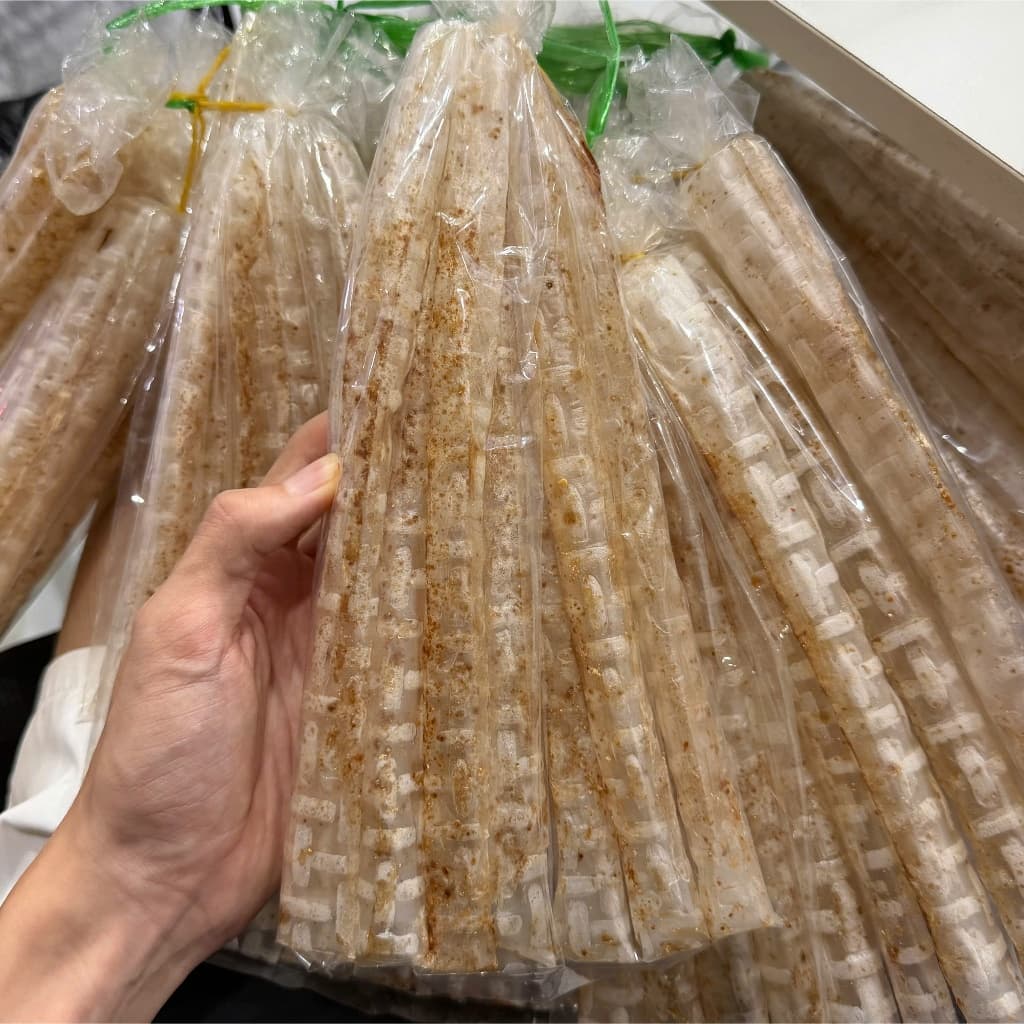 Bánh Tráng Ống Muối, Bánh Tráng Ống Muối Xike, Bánh Tráng Ống Muối Nhuyễn, Bánh Tráng Ống Muối Sặc (túi khoảng 8 ống)