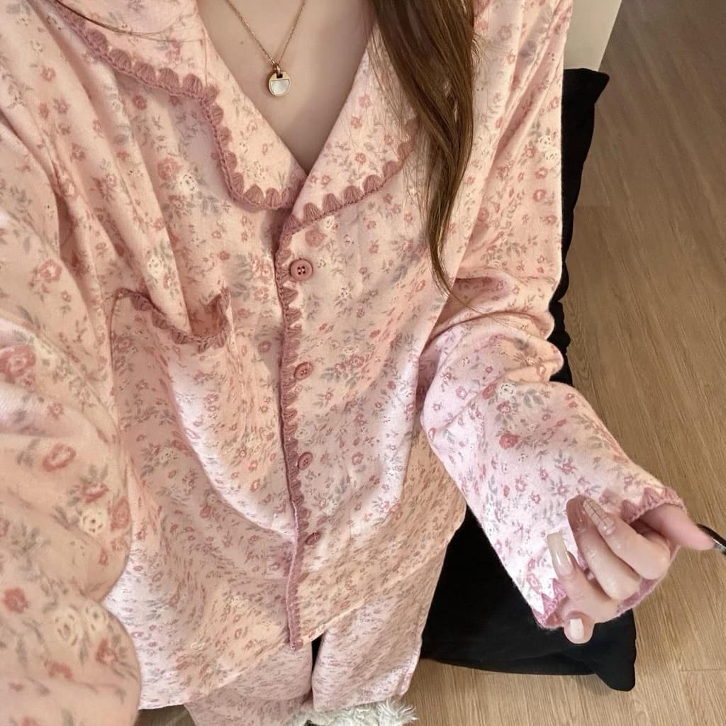 DÂU TÂY ( CÓ SẴN ) Bộ Pijama Nữ Dài Tay Vải Đũi Đồ Bộ Mặc Nhà Đồ Ngủ Cotton Muslin Họa Tiết Hoa Nhí Viền Răng Cưa