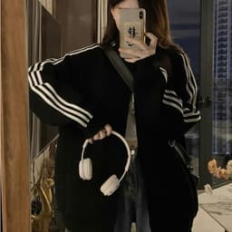 Áo Khoác Nỉ Bông 3 Sọc Nam Nữ From Rộng APT Unisex Áo Khoác Thể Thao Chất Vải Nỉ Bông Dày 1