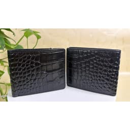 👜 VÍ DA NAM VÂN CÁ SẤU – LỊCH LÃM, SANG  Nâng tầm phong cách của bạn với mẫu ví da nam vân cá sấu sang trọng, thiết kế h 1