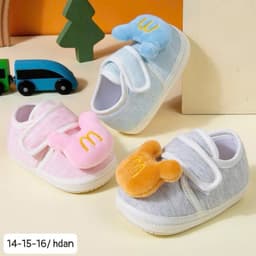 Giày Tập Đi Cho Bé Hình Gấu Panda Đế Mềm Chống Trượt – Giày Sơ Sinh Dán Quai Êm Chân Size 14-16 2