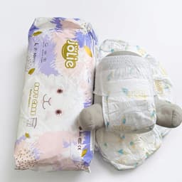 50 quần bỉm Jolie Thấm Hút Tốt mềm mại dịu êm cho da bé - Đủ Size Cho Bé đến hơn 20kg 2