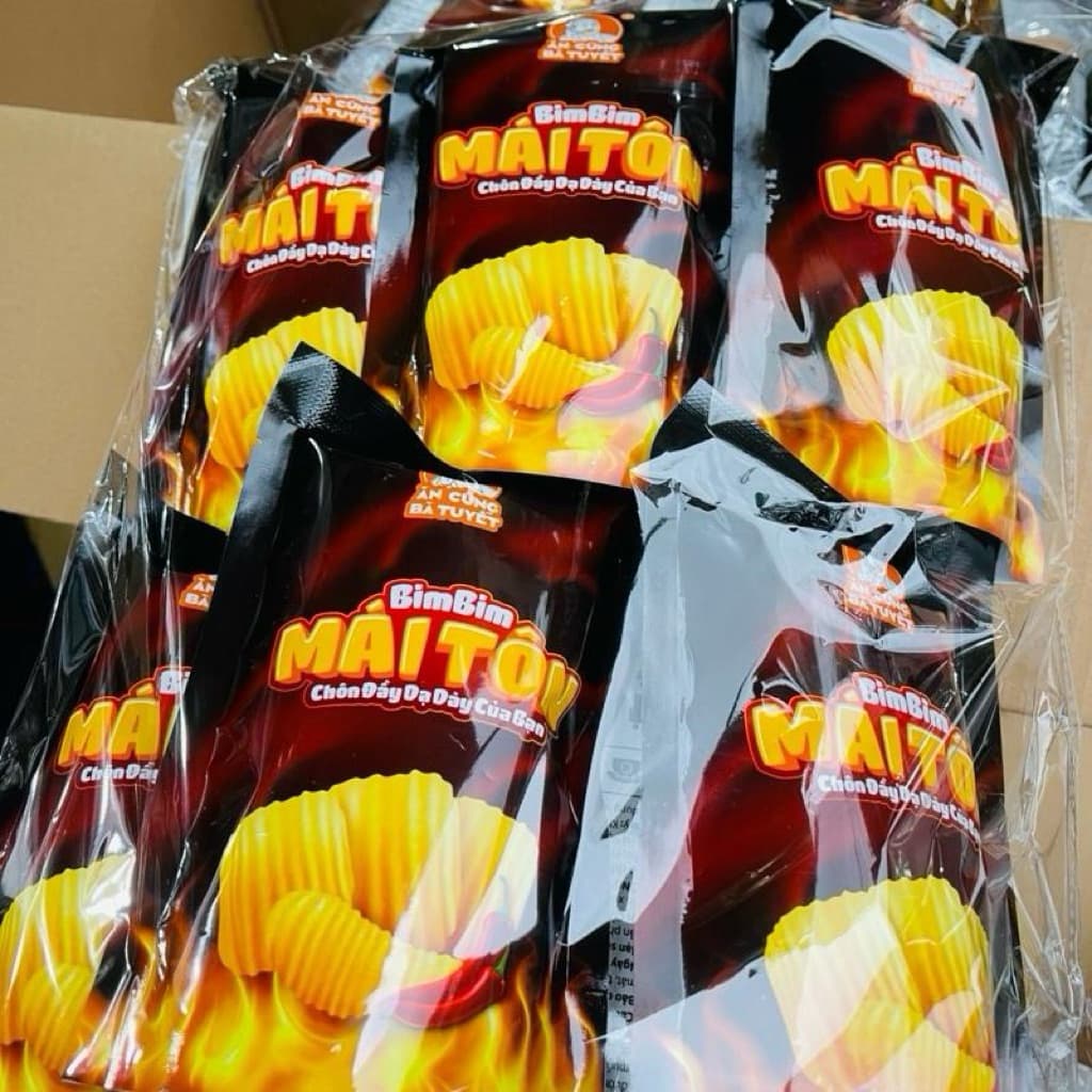 Sỉ bịch 12 gói bim bim mái tôn Ăn Cùng bà Tuyết hàng chuẩn, bim bim mái tôn,mái gói, bim bim mái bờ Snack Food