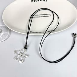 Ocean Charm Dây Chuyền Vòng Cổ Vintage Mặt Hoa – Phụ Kiện Retro Cá Tính Phong Cách Hàn Quốc 7