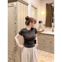 DÂU TÂY ( CÓ SẴN ) Áo Thun Nữ Trơn Cổ Tròn Basic MIEU Áo Phông Nữ 2669 Ôm Dáng Chất Thun Xước Co Giãn 3