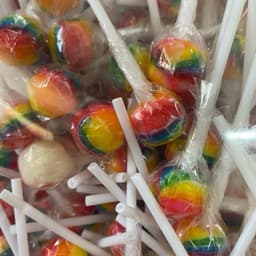 Sỉ lọ 200 que kẹo mút nhí cầu vồng siêu ngon cho bé Snack Candy Chua Ăn Vặt 3