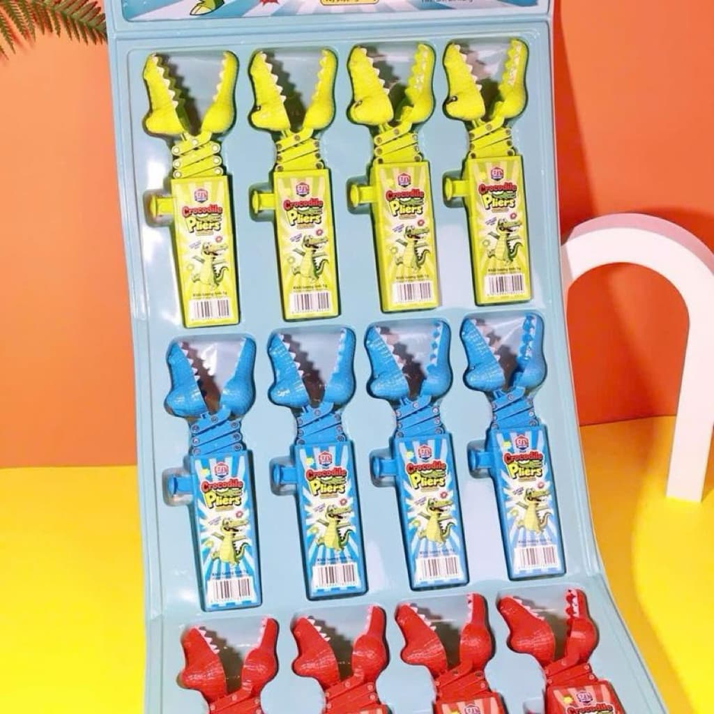 Vỉ 12 chiếc kẹo cá sấu đớp siêu hay cho bé, đồ chơi cá sấu đớp kèm kẹo nổ siêu hot