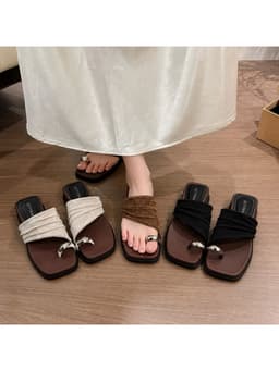 Dép Xỏ Ngón Nữ Đế Bằng 3cm SETINA Quai Xếp Li Vải Nhún Khóa Ngón Mũi Vuông Sandal Cao Gót Mùa Hè Khóa Kim Loại DXN88 2