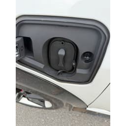NẮP CỔNG SẠC CHO XE VINFAST (KÈM DÂY) CHẤT LIỆU PVC DẺO, PHÙ HỢP VỚI CÁC DÒNG XE VINFAST 6
