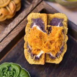 Bánh Trung Thu Nhân Khoai Môn Cao Cấp Mochi Chà Bông Trứng Muối Vỏ Gạo Đỏ 150gr | DRINKS MART 5
