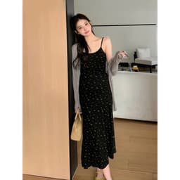 SET ĐẦM HOA NHÍ KÈM ÁO KHOÁC XÁM 4