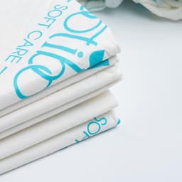 Miếng Lót Giường Hậu Sản Cho Mẹ Sau Sinh, Lót Chống Thấm Cho Trẻ Em Người Già Thay Tã Dùng 1 Lần Botibo (Gói 10 Miếng) 9