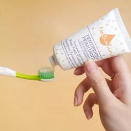 Nebiolina Kem đánh răng cho bé, Kem đánh răng hữu cơ -Giúp làm sạch răng và nướu cho bé 50ml ''Bé Bụ Bẫm'' 2