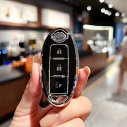 Ốp Chìa Khóa Xe Nissan Smartkey 3 Nút TPU Dành Cho Navara, Almera, Kicks, X-Trail, Terra,... KeyChill 3