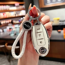 Ốp Chìa Khóa Xe Nissan Smartkey 3 Nút TPU Dành Cho Navara, Almera, Kicks, X-Trail, Terra,... KeyChill 8