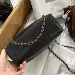 Túi Quai Vòm Da Lộn Đế Mix Da Trơn Khoá Vuông Xoay 4