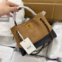 Túi Quai Vòm Da Lộn Đế Mix Da Trơn Khoá Vuông Xoay 7