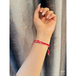 tlhh | Vòng tay sợi chỉ đỏ trắng handmade Chaing Mai cheapmoment với PerthSanta, WilliamEst, JuniorMark, SkyNani GMMTV 5