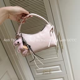 Túi Đeo Chéo Quai Vòm Nơ Hông Kèm Charm Ngựa size 20 5