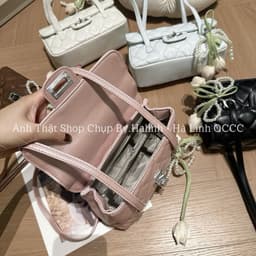 Túi Kẹp Nách Chần Trám Quai Dài Kèm Charm Nơ Hoa 4