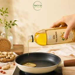 Combo Bếp Việt Nhứt An Dầu Đậu Phộng 500ml và Tiêu Đen Nguyên Hạt 250g, Gia Vị Nấu Ăn Dùng Chiên Xào Ướp Nấu - Nhứt An 4