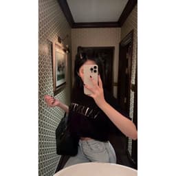 | 𝐂𝐨𝐭𝐭𝐨𝐧 𝟐𝟖𝟎𝐠𝐬𝐦 | ÁO THUN HOẠ TIẾT CHỮ TRÁNG GƯƠNG KIM LOẠI HÀNG LOẠI 1 2