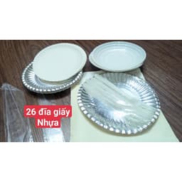 combo dụng cụ ăn bánh kem dùng 1 lần, dao nhựa cắt bánh kem, set nến sinh nhật, đĩa giấy, thìa gỗ hàng thanh lý 3