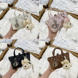 Túi Đeo Chéo Giỏ Dáng Chậu Chần Trám Kèm Charm Gấu CD 1