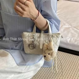 Túi Đeo Chéo Giỏ Dáng Chậu Chần Trám Kèm Charm Gấu CD 6