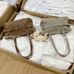 Túi Kẹp Nách Đai Ngang Bigsize Kèm Charm Gấu 2