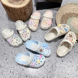 KENROS 06[ tặng charm ngẫu nhiên ] Sục Nữ Hoạ Tiết Sầu Riêng Loang ( tặng 8 cham mẹ -dép bé 5 cham ) 3