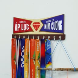 🏅 BẢNG TREO HUY CHƯƠNG – LƯU GIỮ MỌI CỘT MỐC VINH QUANG 🏃 6