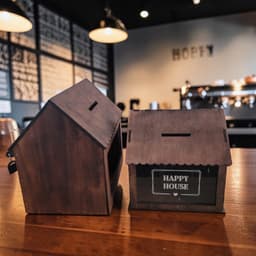 Hộp Tipbox Hình Ngôi Nhà Có Ổ Khóa | Lynhdecor MIỄN PHÍ Khắc Tên, Logo Quán Theo Yêu Cầu 5