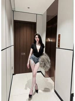 Áo bodysuit rúm ngực cổ V khoét sâu sexy mlem lắm luôn A01 3