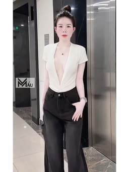 Áo bodysuit rúm ngực cổ V khoét sâu sexy mlem lắm luôn A01 5