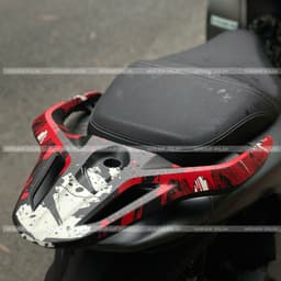 Tem Dán Cảng Sau Xe Máy Graffiti Đỏ Đen – Tem 3 lớp độ bền caoThể Thao, Cá Tính, Chống Trầy 6