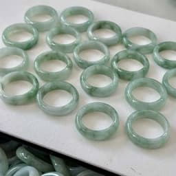 Nhẫn Cẩm Thach Xanh Táo Jadite A Size 16-19mm Tặng Kèm Hộp xinh xinh 1