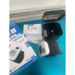 Máy Đo Huyết Áp Cổ Tay HEM-6161 6