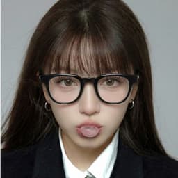 Gọng kính cận thời trang nữ  NARO EYEWEAR dáng vuông thời trang phù hợp mọi khuôn mặt 8623 2