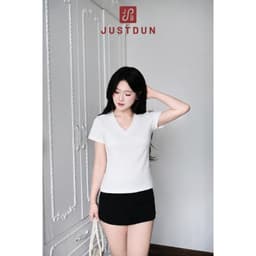 Áo Thun Trơn Babytee Cổ V Form Suông JUSTDUN Chất Thun Cotton Mềm Mịn, Thoáng Mát D30 6
