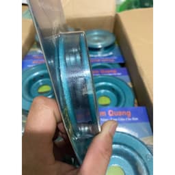 Bát cước( ổ cước) phạm Quang cải tiến, dày dặn chống dứt cước. Lắp cho tất cả các loại máy cắt cỏ 5