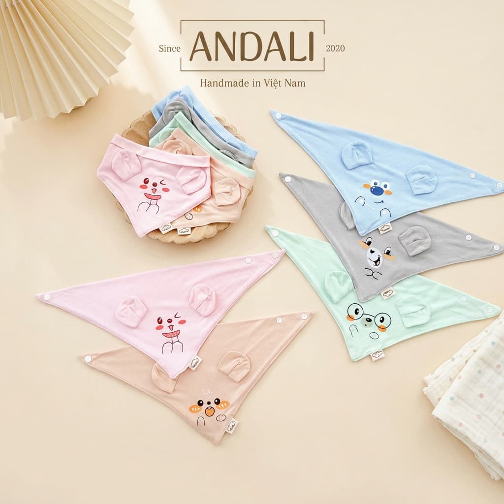 Sét 5 Yếm Tam Giác Anchee Chất Petit Có Cúc Bấm Cho Bé ( freesize 0M - 2 tuổi), nhiều màu sắc xinh xắn