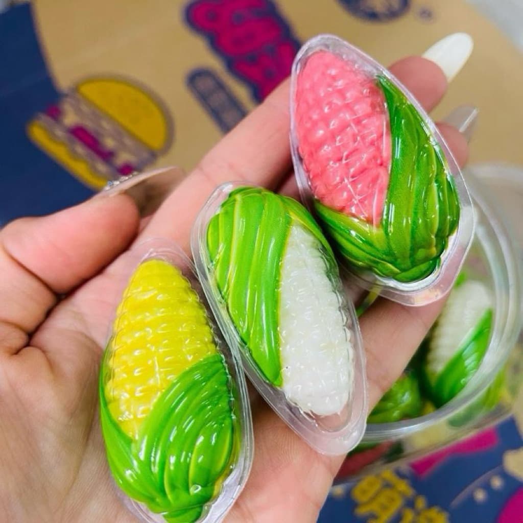 Hộp 50 cái kẹo dẻo có nhân nhiều hình, kẹo dẻo có nhân hình bắp ăn vặt cổng trường