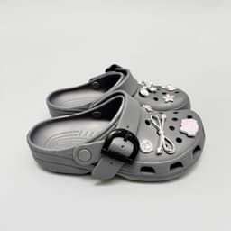 Dép sục nhựa đúc nam nữ Buckle khuy sắt và khuy nhựa, sục unisex cài khuy tặng kèm charm, sticker trang trí 5