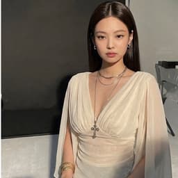 Áo thun cổ V tay voan rũ dáng ôm DUDUSTUDIO 2