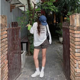 Áo thun giấy nữ tay dài form rộng in chữ I WANT YOU TO KNOW hót trend 8