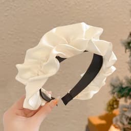 Băng Đô Cài Tóc Nữ Bản To Phối Bèo Nhún Satin Trắng Kem, Phong Cách Tiểu Thư Thanh Lịch 1